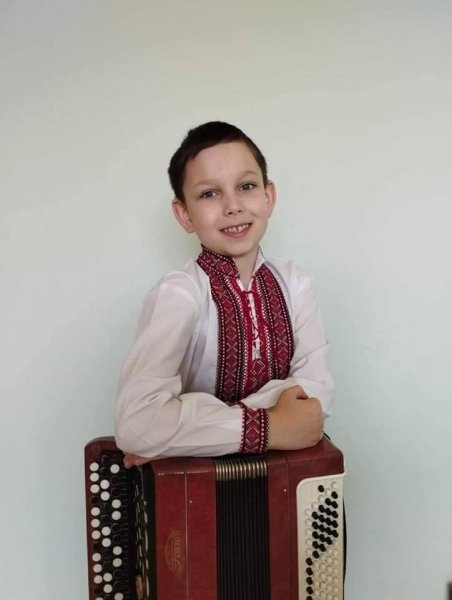 «Рома бачив, як загинула мама»: однією з жертв обстрілу Вінниці стала молода дружина декана Львівської музакадемії, їхній маленький син у комі