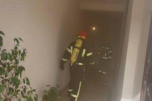 Горели сауна в десятиэтажке и здание открытым пламенем: как прошли сутки у одесских спасателей