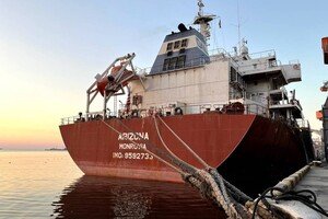 Еще два судна с украинским зерном вышли из портов Одесской области