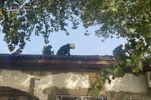 Горели сауна в десятиэтажке и здание открытым пламенем: как прошли сутки у одесских спасателей