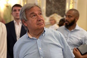 Побывал в Оперном и сфотографировался с молодоженами: новые подробности визита Генсека ООН в Одессу