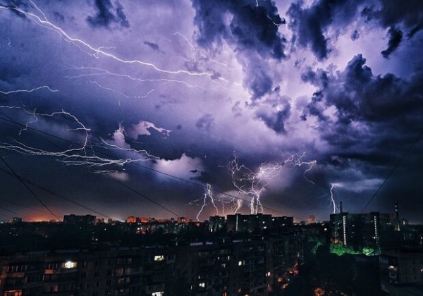До Одессы добрались грозы: как это было
