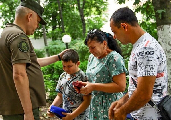 В Одесской области семья погибшего нацгвардейца получила орден "За мужество" 