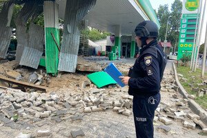 В Одессе на заправке произошел взрыв: под завалами ищут человека (обновлено)