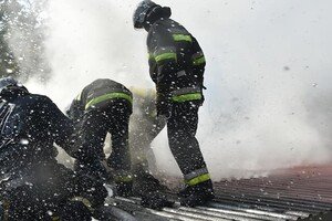 Пожары в ресторане и жилом доме: как прошли сутки у спасателей в Одессе