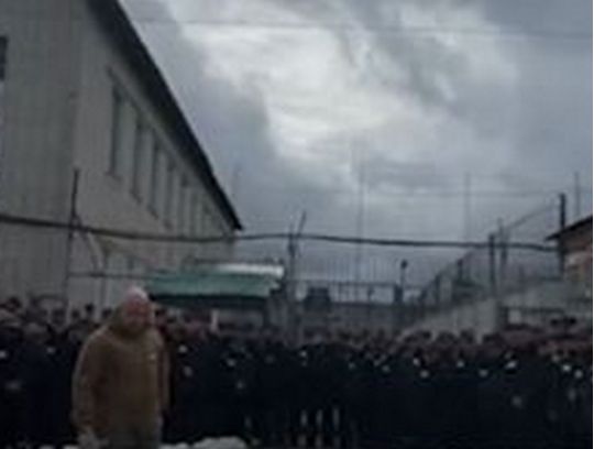 «Мені потрібні найборзіші»: у мережі показали, як «кухар путіна» пригожин особисто вербує кримінальників на війну з Україною (відео)