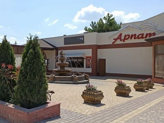 «Новий тип» рейдерства зі звинуваченнями в українському патріотизмі": весільний скандал у Бахчисараї