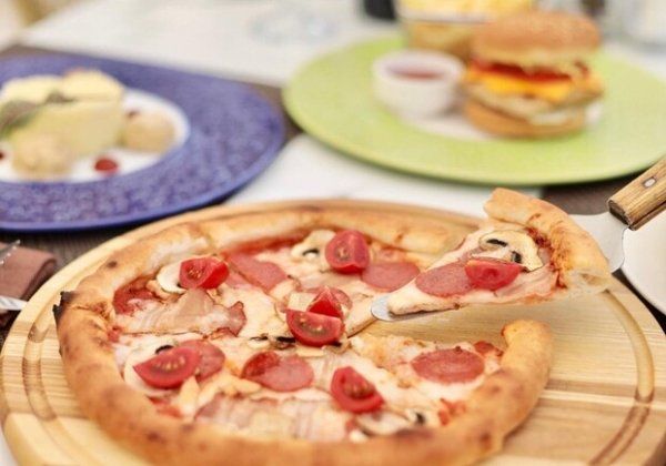 Вкусно и экономно: ТОП-5 актуальных акций в ресторанах и кафе Одессы