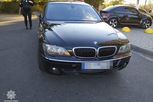 Одесские патрульные задержали сбежавшего водителя BMW, который устроил пьяное ДТП