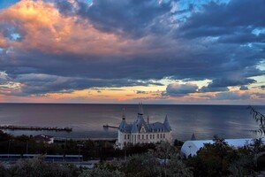 В Одессу наконец-то пришла осень: смотри, как это красиво