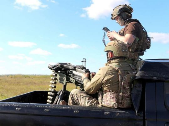 Ворог кидає у бій мобиків із застарілим озброєнням і намагається наступати на Бахмут та Авдіївку, — Генштаб