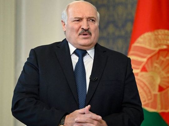 «Жовта картка» від Франції: Париж застеріг лукашенко від військового союзу з росією
