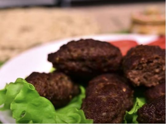 Ковбаски-котлетки з яловичого фаршу від Людмили Борщ: підкорюють серце чоловіків «наповал»