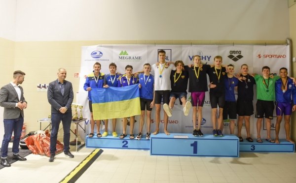 Плавання. Одеські спортсмени завоювали 13 медалей на міжнародному турнірі