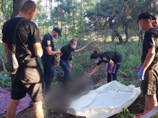 «Кількість зґвалтувань, скоєних путінськими солдатами в Україні, зростає. Жертвами стають навіть діти та люди похилого віку!» — іноземні ЗМІ