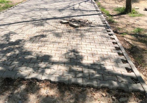 На благоустройстве сквера на поселке Котовского разворовали полмиллиона гривен