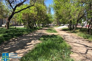 На благоустройстве сквера на поселке Котовского разворовали полмиллиона гривен