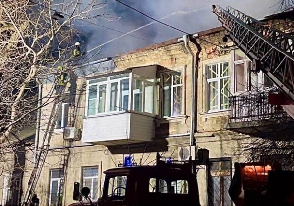 На Молдаванке загорелся двухэтажный дом: его тушили 35 спасателей