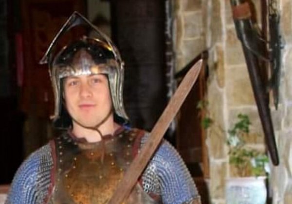 На русско-украинской войне погиб певец из Одесской области Максим Браславский