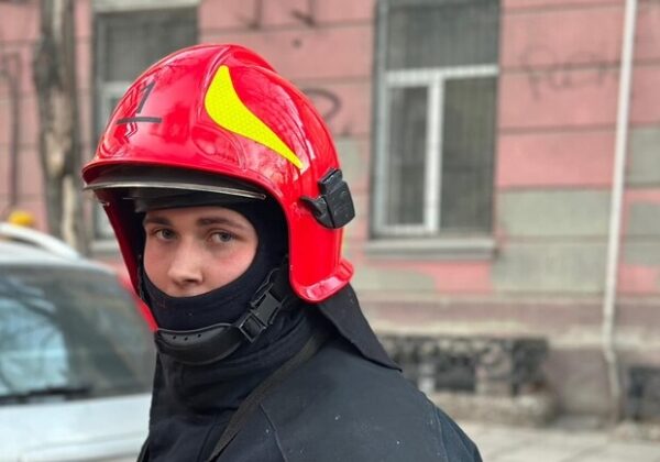 В Одесской области на пожаре погиб парень, а в Приморском районе Одессы горели легковые автомобили В Одесской области на пожаре погиб парень, а в Приморском районе Одессы горели легковые автомобили