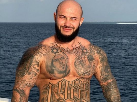 Під оком синяк: одеського репера-мовчуна Джигана відправили у психілкарню