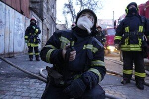 В Одессе горел мини-отель: есть пострадавший