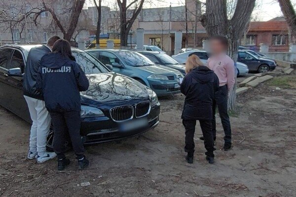 В Одесской области мужчина устроил стрельбу на своей свадьбе 