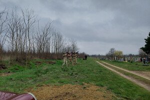 В Одесской области простились с погибшим защитником Романом Леонтьевым