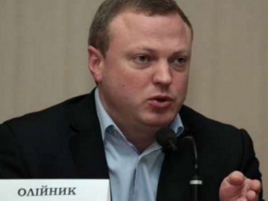 Депутат з&nbsp;Дніпра Олійник, який пише про інтереси рф, може перебувати за&nbsp;кордоном,&nbsp;&mdash; політолог