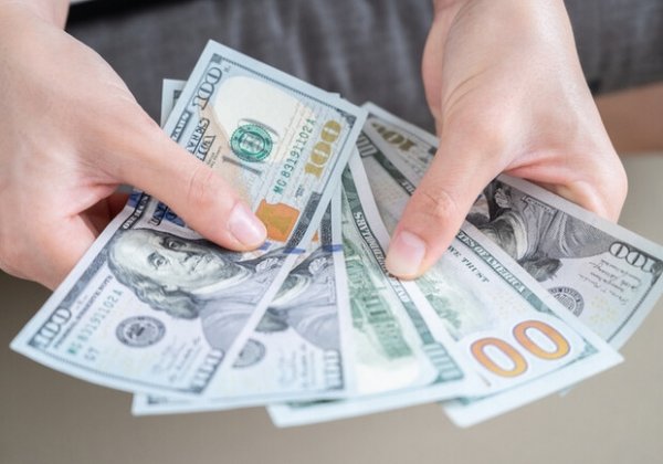 Курс валют в Украине 7 октября 2023: сколько стоит доллар и евро