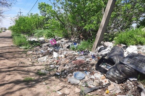 Возле одного из ЖК Одессы обнаружили незаконную свалку