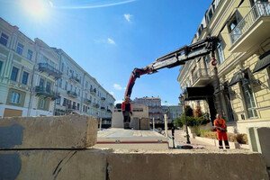 В Одессе откроют для пешеходов Приморский бульвар