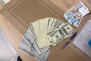 Наживался на ввозе новых смартфонов: инспектора Одесской таможни будут судить за коррупцию