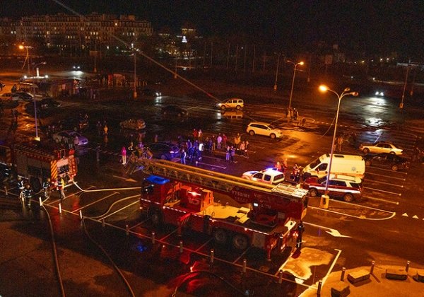 В Одессе горел торговый центр "Ривьера"