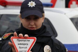 В Одессе проверили, как водители пропускают спецтранспорт