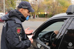 В Одессе проверили, как водители пропускают спецтранспорт