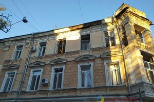 Пострадали более двух десятков авто и 20 домов: как выглядит центр Одессы после удара ракетами 