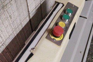 В Одессе сломали электроподъемник для людей с инвалидностью