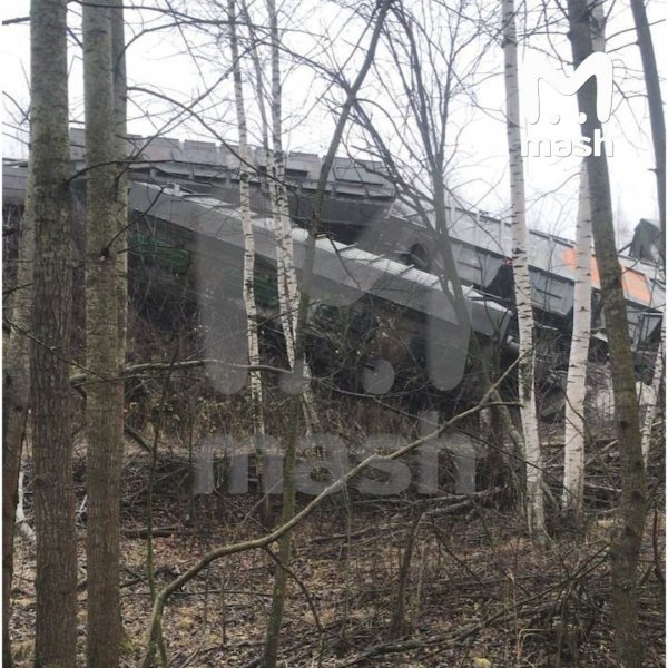 Безпілотники атакували військове КБ у Підмосков'ї та пороховий завод під Тамбовом, а в Рязані пущено під укіс потяг, — росЗМІ (фото, відео)