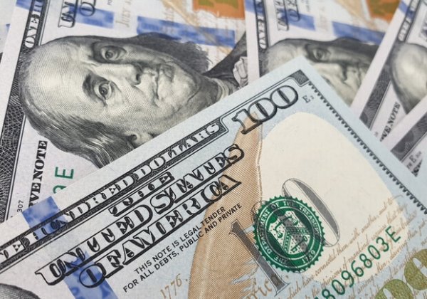 Курс валют в Украине 12 ноября 2023: сколько стоит доллар и евро