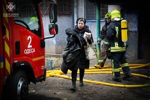 На Семинарской тушили пожар в многоэтажке