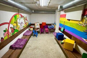 В Одессе на территории детсада появилось модульное укрытие