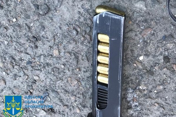 Банду, которая нападала на банки и инкассаторов в Одессе, приговорили