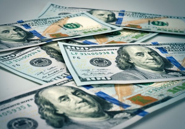 Курс валют в Украине 23 декабря 2023: сколько стоит доллар и евро