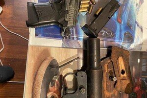 Одессит и две женщины перепавляли военнообязанных за границу
