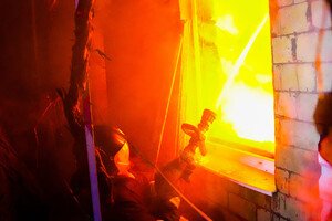 Ночью в Одесской области горел жилой дом: подробности 