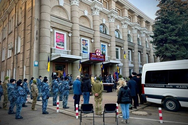 В Одессе простились с военным, который погиб на Запорожском направлении