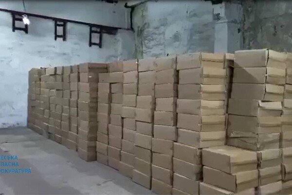 В Одессе нашли склад безакцизных сигарет и табака на почти 103 миллионов 