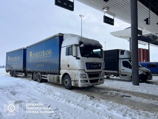 Блокада перевізниками українського кордону: ЄС визначився, на чиєму він боці