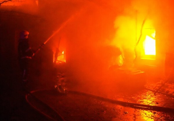 Ночью в Одесской области горел жилой дом: подробности 